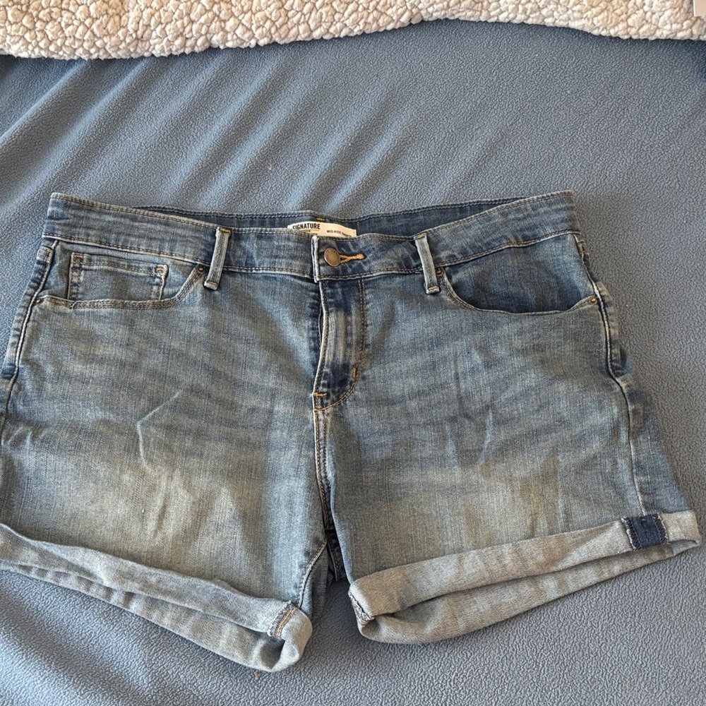 Levi Strauss Light Blue Jean Shorts size 14